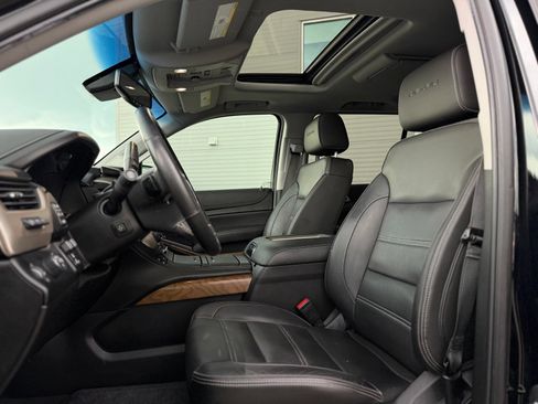 Used 2019 GMC Yukon XL Denali w/ Denali Ultimate Package RWD image 19