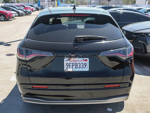 Used 2023 Honda HR-V EX-L image 13