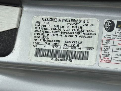 Used 2020 Nissan 370Z Coupe image 33