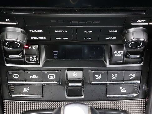 Certified 2019 Porsche 911 Turbo image 20