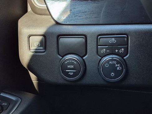 Used 2024 Chevrolet Silverado 1500 LT w/ Texas Edition Plus image 19