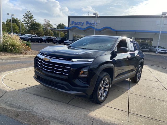 Used 2026 Chevrolet Equinox LT AWD/4WD image 4
