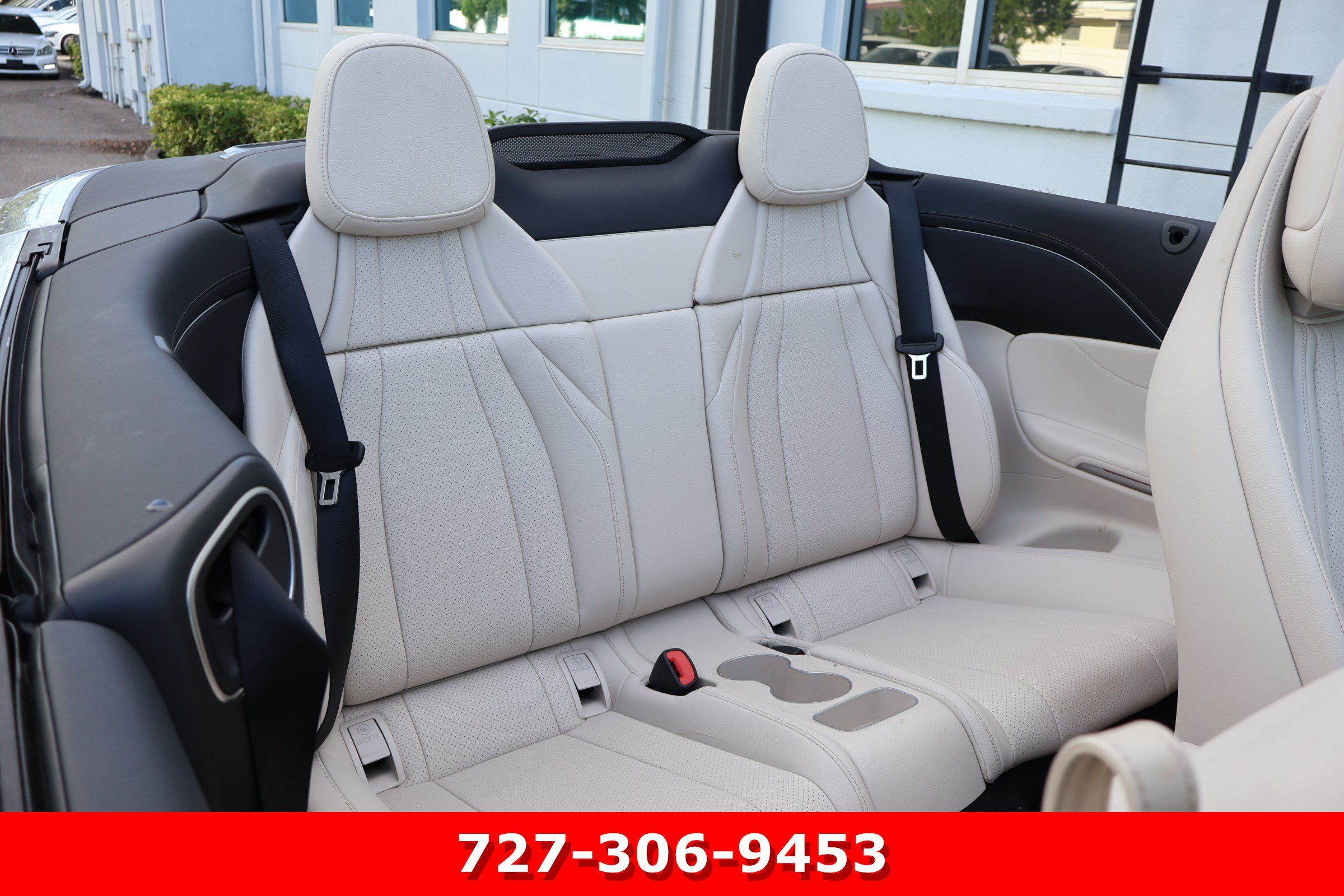Used 2025 Mercedes-Benz CLE 300 4MATIC Cabriolet image 17