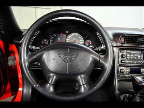 Used 1999 Chevrolet Corvette Convertible w/ Performance Handling Pkg RWD image 13