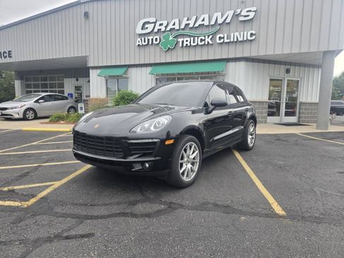Used 2015 Porsche Macan S AWD/4WD image 3