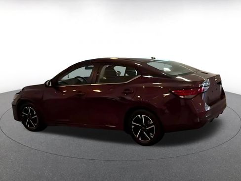 Used 2025 Nissan Sentra SV FWD image 15