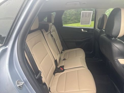 Certified 2022 Ford Escape SEL w/ Technology Package image 33