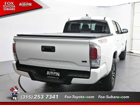 Used 2023 Toyota Tacoma TRD Sport AWD/4WD image 4