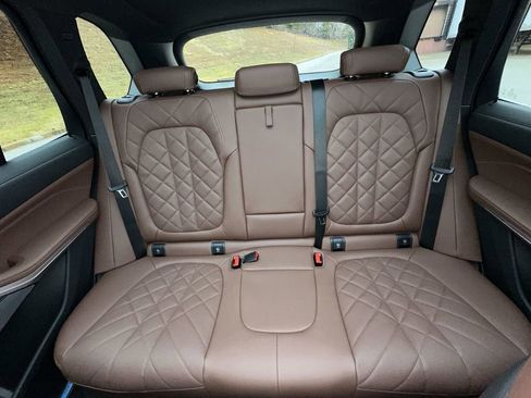 Used 2024 BMW X5 xDrive40i w/ Premium Package image 44