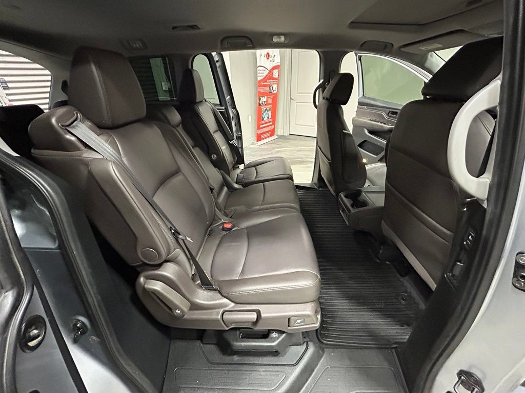 Used 2018 Honda Odyssey EX-L image 45