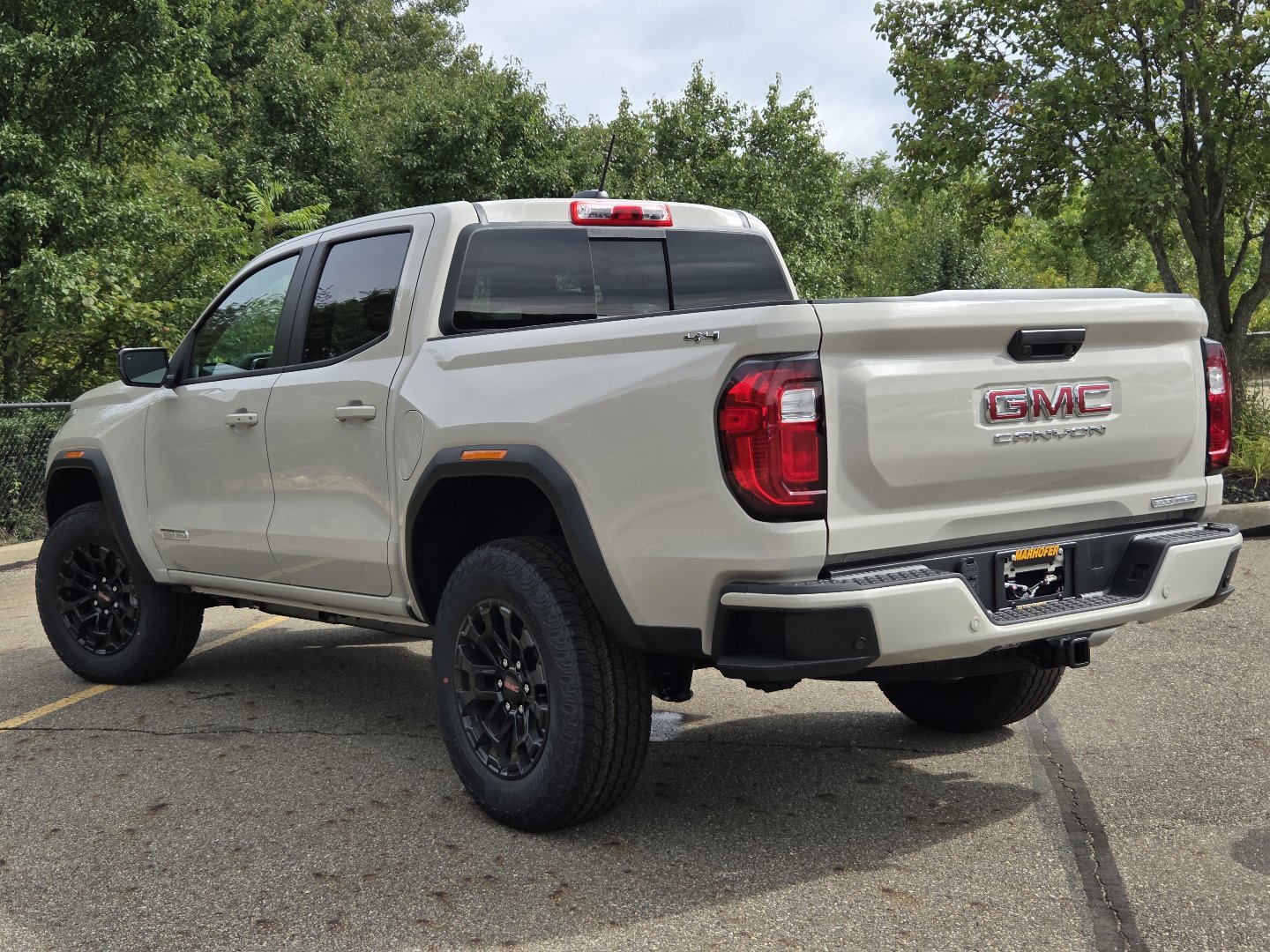New 2026 GMC Canyon Elevation w/ Convenience Package AWD/4WD image 16
