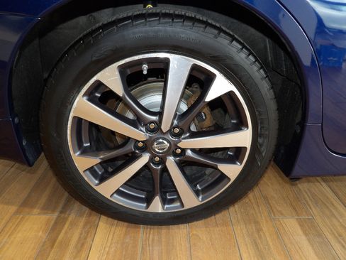 Used 2016 Nissan Altima 2.5 SR image 5