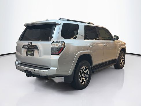 Used 2022 Toyota 4Runner TRD Off-Road Premium image 9