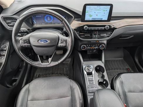 Used 2020 Ford Escape Titanium AWD/4WD image 26