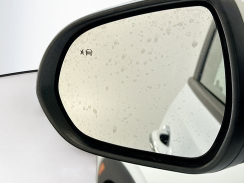 Used 2025 Buick Encore GX Preferred image 16