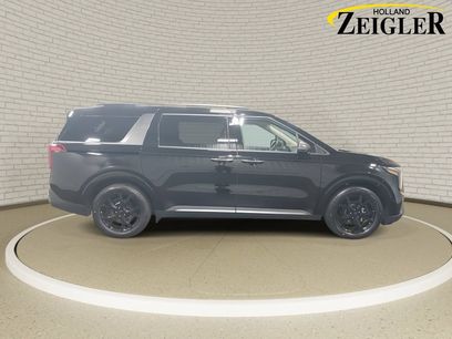 New 2026 Kia Carnival SX w/ SX Dark Edition Package