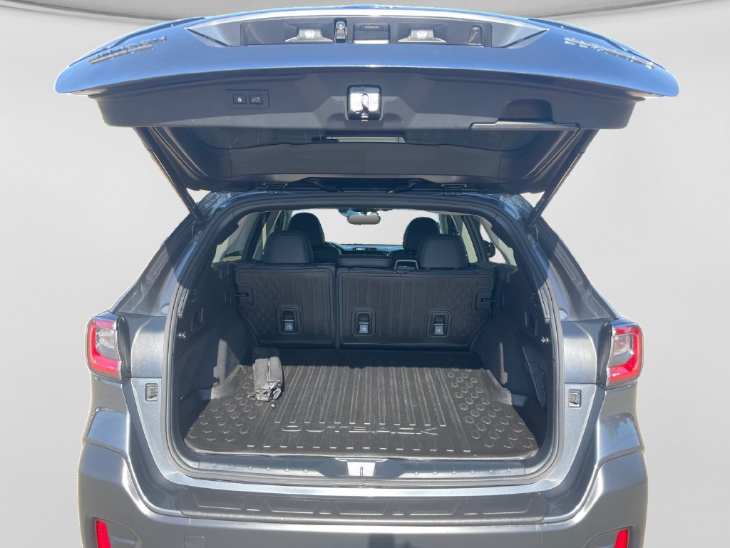 Used 2021 Subaru Outback Limited AWD/4WD image 15