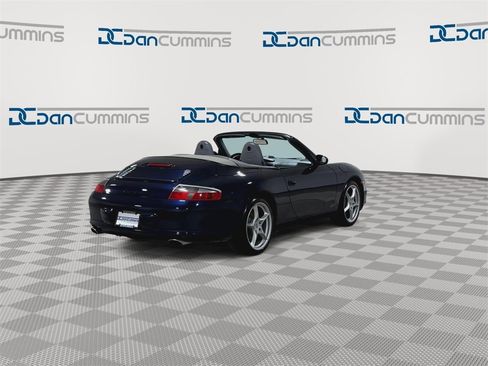 Used 2002 Porsche 911 Carrera 4 image 8