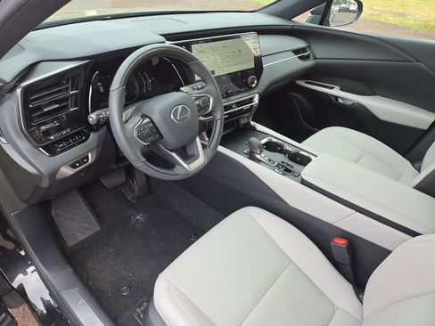 Certified 2024 Lexus RX 350 Premium w/ Accessory Package (Z1) image 15