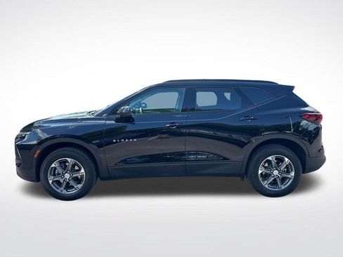 Used 2023 Chevrolet Blazer LT w/ Convenience Package FWD image 2