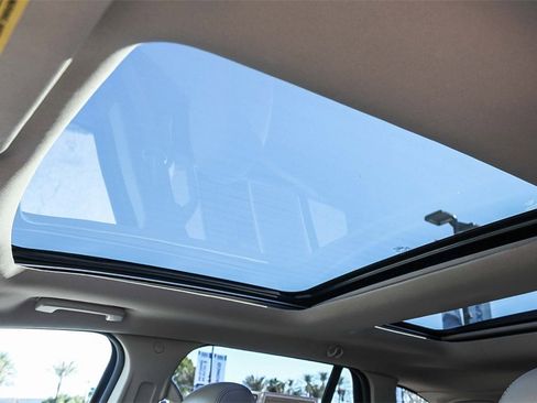 Used 2012 Ford Edge Limited image 31