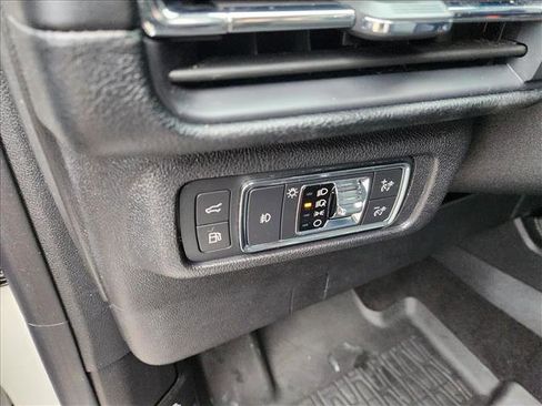 Used 2022 Lincoln Corsair Grand Touring w/ Elements Technology Bundle image 33