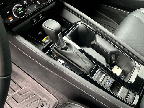 Used 2025 Honda Accord Touring image 18