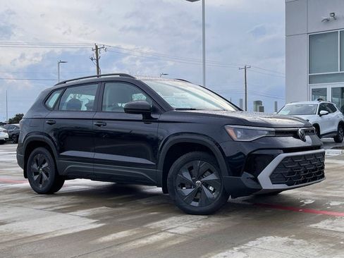 New 2026 Volkswagen Taos S image 5
