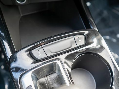 Used 2024 Chevrolet Trax LT w/ Driver Confidence Package image 30