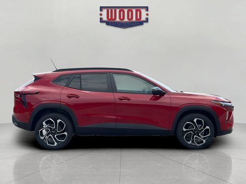 New 2026 Chevrolet Trax RS w/ Driver Confidence Package FWD image 2