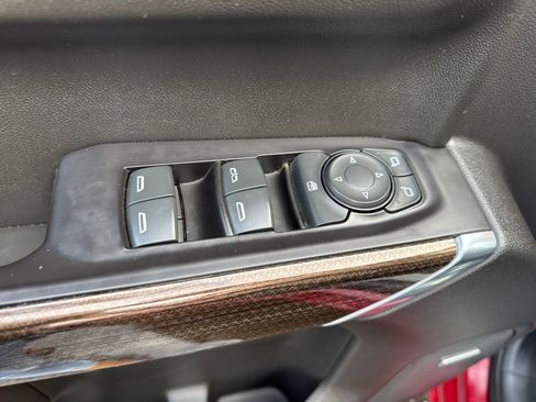 Used 2019 Chevrolet Silverado 1500 LT Trail Boss image 11