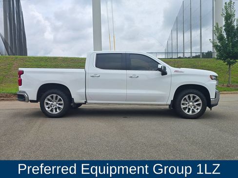 Used 2021 Chevrolet Silverado 1500 LTZ AWD/4WD image 2