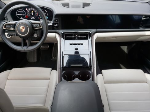 Used 2024 Porsche Panamera 4 AWD/4WD image 6