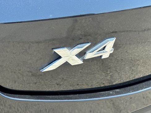 Used 2023 BMW X4 xDrive30i w/ M Sport Package AWD/4WD image 27