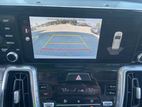 Used 2022 Kia Sorento SX AWD/4WD image 15