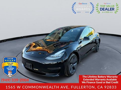 Used 2018 Tesla Model 3 Long Range RWD image 2