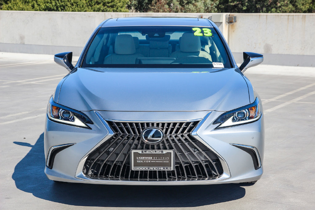Certified 2023 Lexus ES 350 w/ Accessory Package (Z2) FWD image 2