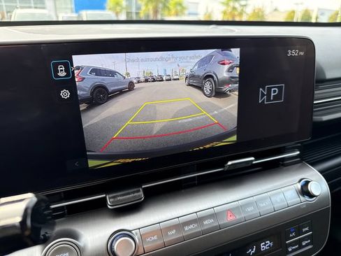 Used 2025 Hyundai Kona SEL AWD/4WD image 22