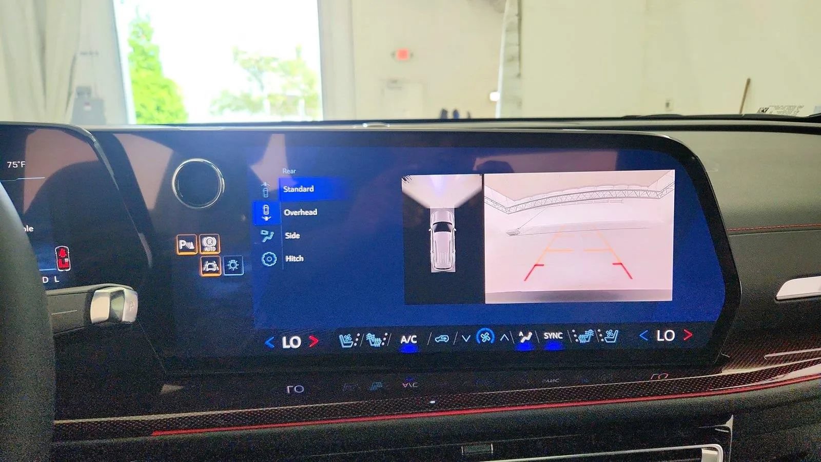 New 2027 Chevrolet Traverse RS AWD/4WD image 18