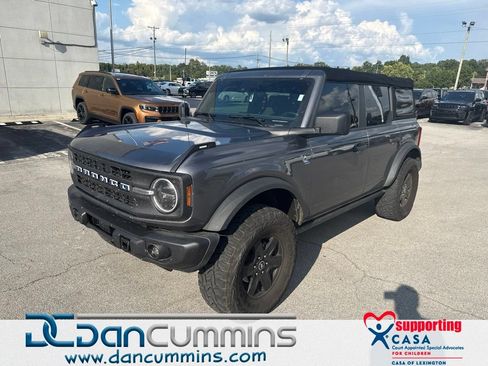 Used 2022 Ford Bronco Black Diamond AWD/4WD image 1