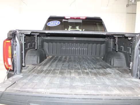 Used 2024 GMC Sierra 1500 Denali AWD/4WD image 28