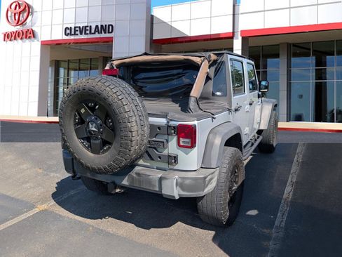 Used 2012 Jeep Wrangler Unlimited Sport w/ Connectivity Group AWD/4WD image 7