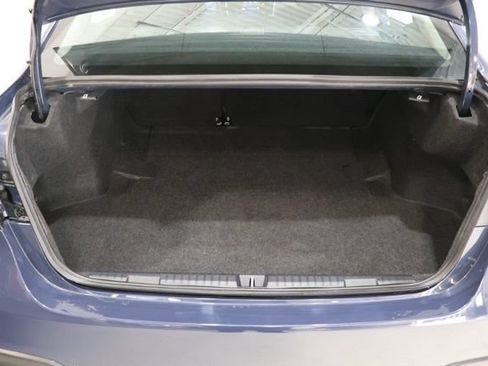Used 2025 Subaru Legacy Premium AWD/4WD image 36