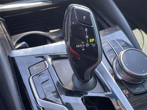 Used 2019 BMW 530i xDrive w/ Convenience Package image 29