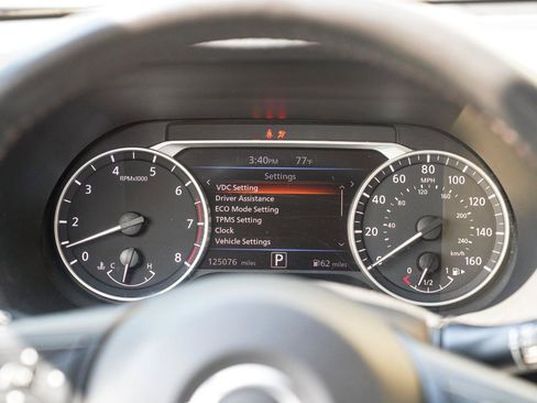 Used 2021 Nissan Sentra SR FWD image 38