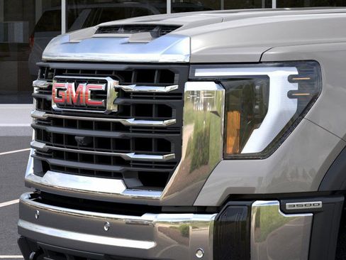New 2026 GMC Sierra 3500 SLE w/ SLE Value Package image 14