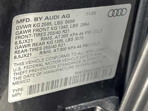 New 2025 Audi SQ5 Premium Plus image 26