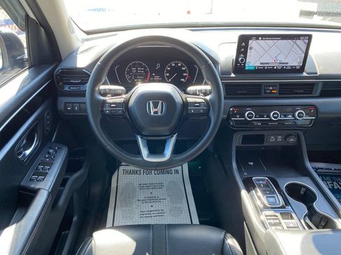 Certified 2023 Honda Pilot Touring image 22