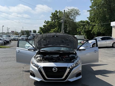 Used 2020 Nissan Altima 2.5 S FWD image 21