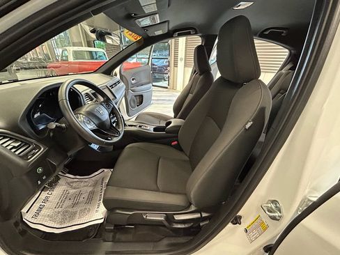 Used 2021 Honda HR-V Sport image 56